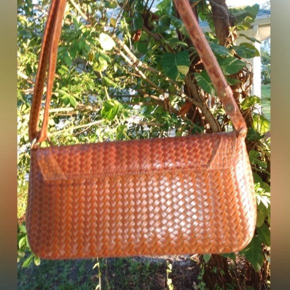 Brahmin Brown Leather Barrel Bag - Picture 3 of 12
